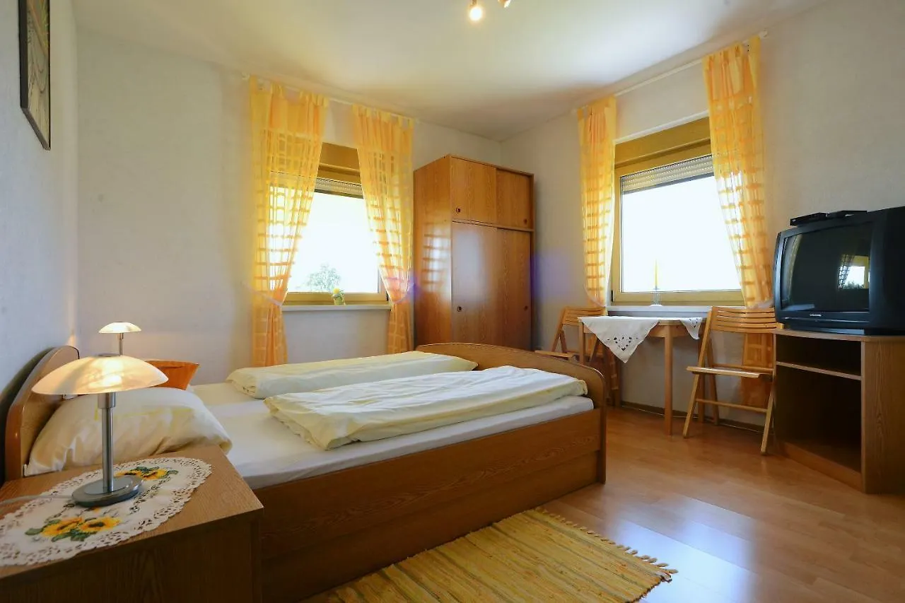 Ferienhaus Tomic Nedeščina 0*,  Croazia