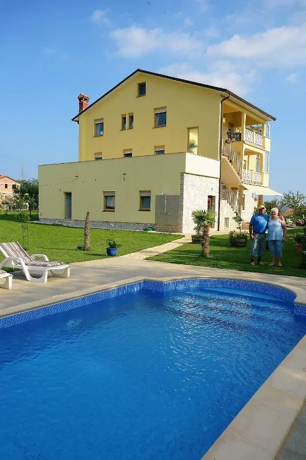 Ferienhaus Tomic Nedeščina 0*,  Croazia